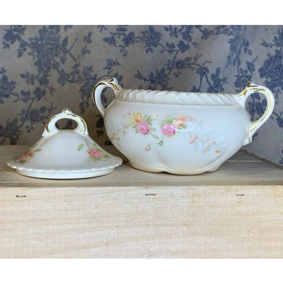 VTG 1940s Royal Gadroon by Harker Lidded Sugar Bowl *Chipped* - Picture 2 of 9